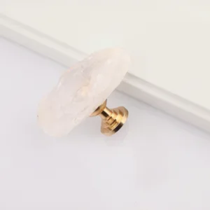 มือจับหยกและหิน